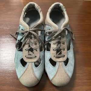 MERRELL  Athletic Suede Leather Shoes , Size 8.5, New Without Tags